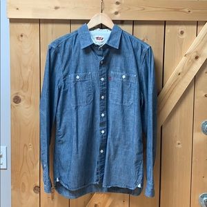 Levi’s dress shirt button up